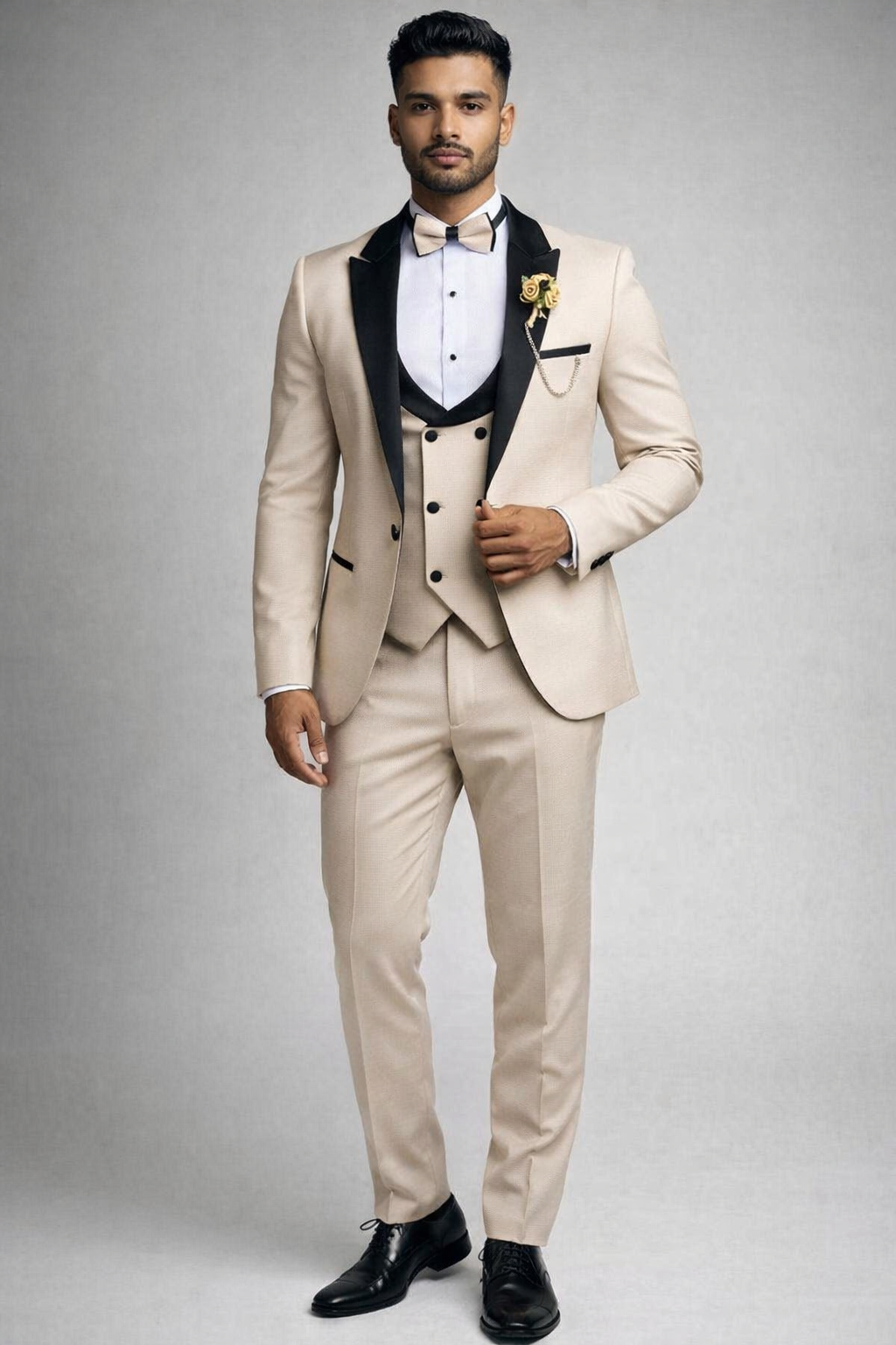 BEIGE 3-PIECE TUXEDO SUIT